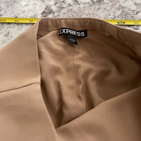 Express Pencil Skirt, Zipper detail - Picture 8 of 12